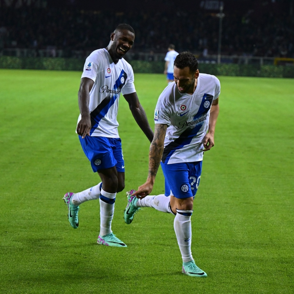 英雄联盟下注-皇家社会内部会议纪要流出：今夜遗憾出局，欧冠使命明确，年轻球员得到机会(英超七大传统豪门)